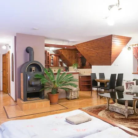 Adina Guest house